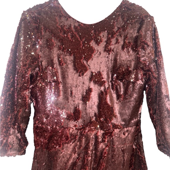 Little Mistress Dark Plum/Burgundy Sequin Long-Sleeve Wrap Dress NWT - Picture 4 of 12